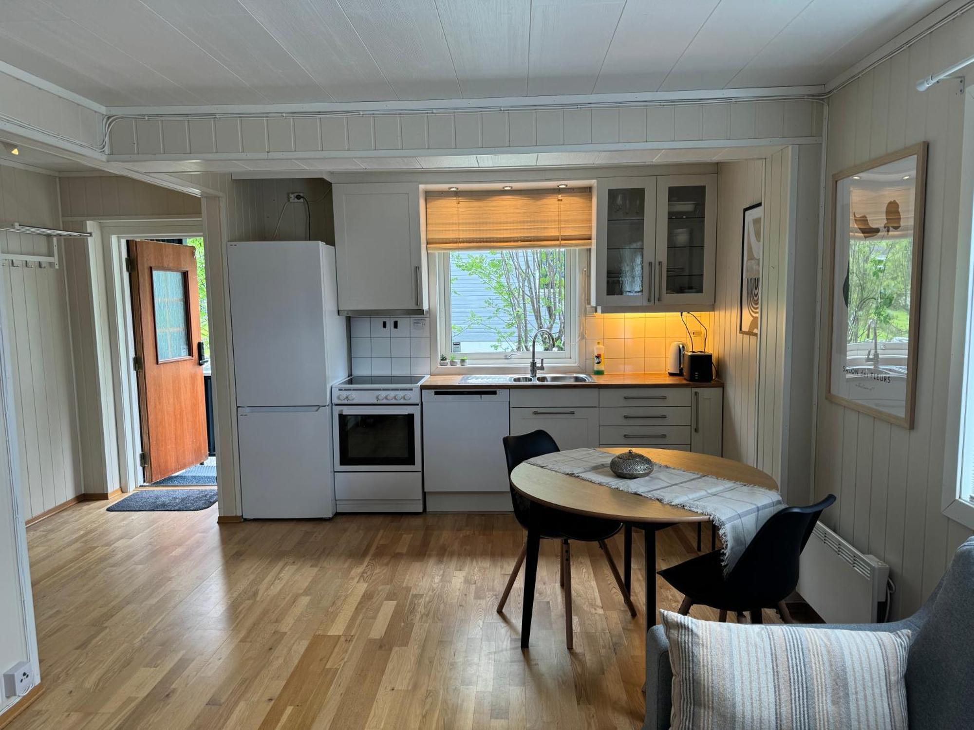 Walo Apartments Tromsdalen - Close To Cable Car And Arctic Cathedral, 10 Min By Bus To City Centre, Free Parking Tromsø Dış mekan fotoğraf